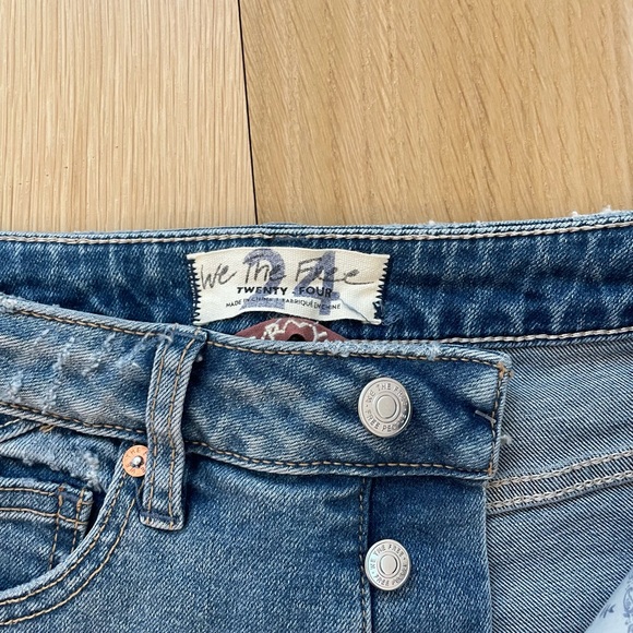 free people Jean shorts - Picture 3 of 3